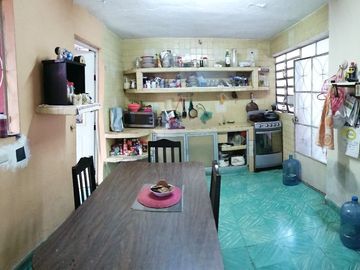 Casa de una planta con 4 Recámaras en el Barrio de San Cristóbal, Mérida Centro