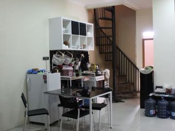 minimalis lengkap dengan SMARTLOCK SECURITY di antapani