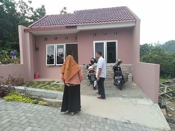 Rumah Semarang murah strategis di Srondol Kulon Banyumanik