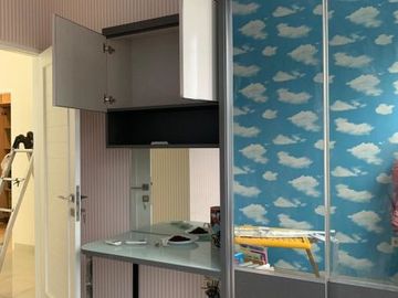 Rumah Puri Mansion 2 BR Semi Furnished