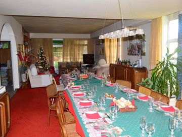 Venta- Córdoba 3060 - CASA 7 AMBIENTES