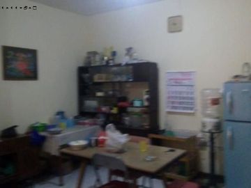 Rumah di Rungkut barata nyaman hadap barat