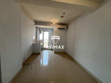 Disewakan Studio Oak Tower B Jaktim – Lantai 17, Unfurnish, 3 Menit Ke Cakung, Pulo Gadung