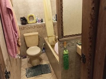Rumah Bintaro Jaya Sektor 5, Desain Simplistis dengan 2 kamar, GB-8404