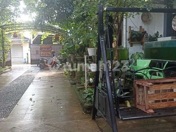 Rumah dengan Halaman yang Luas, Akses Pintu Tol Cibubur, Harga B. U Sampai Akhir Bulan Ini
