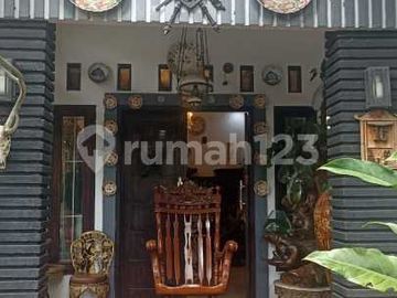 Rumah dengan Halaman yang Luas, Akses Pintu Tol Cibubur, Harga B. U Sampai Akhir Bulan Ini