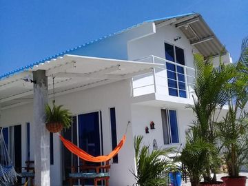 VENTA DE CASA RENTERA DE DOS  DEPARTAMENTOS DE ESTRENO, SAN PABLO (JLR)