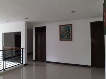 Rumah second di perumahan poin mas, pancoran mas, depok