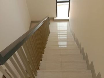 Asya Cluster Maninjau Disewakan Baru Gres
