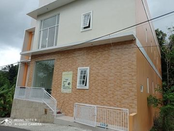 Kost eksklusif di jalan kaliurang selatan kampus uii