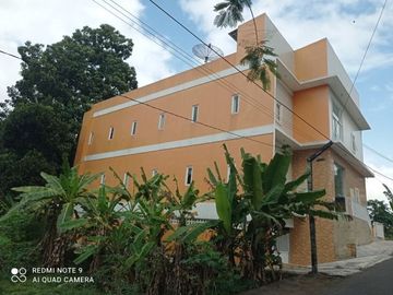 Kost eksklusif di jalan kaliurang selatan kampus uii