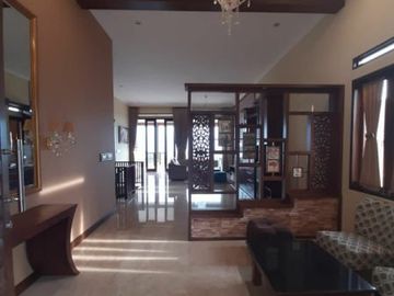 RUMAH MEWAH DAGO PAKAR RESORT KAWASAN ELIT DI BANDUNG