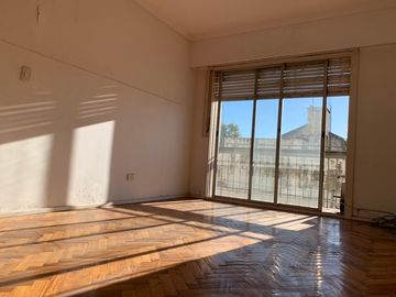 Venta Departamento dos Ambientes Villa Devoto