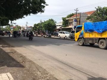 Tempat usaha dijual per meter.Cocok untuk gudang,ritel,dll