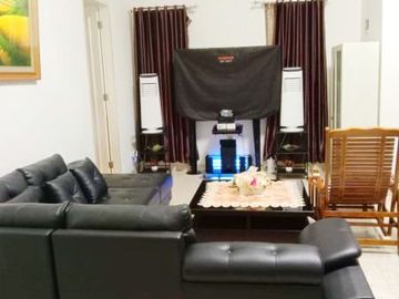 Di Jual Rumah Mewah Siap Huni Posisi HOEK 6 Kamar di Antapani Bandung