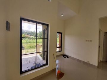 READY STOCK! HUNIAN BARU MINIMALIS DI PRAMBANAN