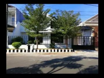 Rumah di Kertajaya Indah Hadap Utara, Strategis