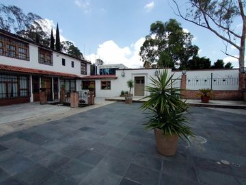 Casa en venta zona de Los Fuertes a un lado del WTC Puebla