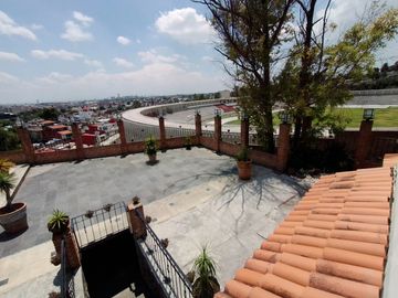 Casa en venta zona de Los Fuertes a un lado del WTC Puebla