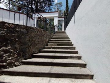 Casa en venta zona de Los Fuertes a un lado del WTC Puebla
