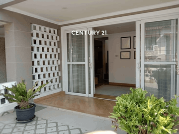 Dijual Rumah Cantik Semi Furnished Di Cluster Lokasi Di BSD