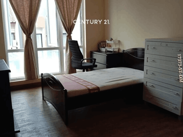 Dijual Rumah Cantik Semi Furnished Di Cluster Lokasi Di BSD