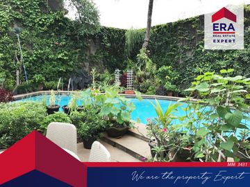 Disewa Rumah Besar dan Cantik Dekat Pusat Kota dan Bisnis