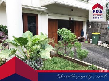 Disewa Rumah Besar dan Cantik Dekat Pusat Kota dan Bisnis