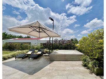 VENTA CASA CAMPESTRE UN SOLO NIVEL. EXCELENTE ESTADO