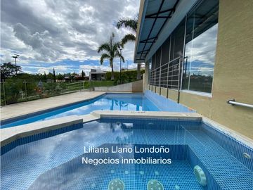 VENTA CASA CAMPESTRE UN SOLO NIVEL. EXCELENTE ESTADO