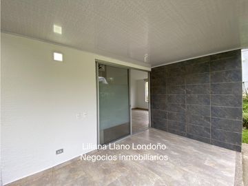 VENTA CASA CAMPESTRE UN SOLO NIVEL. EXCELENTE ESTADO