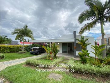VENTA CASA CAMPESTRE UN SOLO NIVEL. EXCELENTE ESTADO