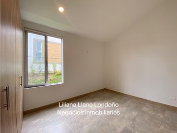 VENTA CASA CAMPESTRE UN SOLO NIVEL. EXCELENTE ESTADO