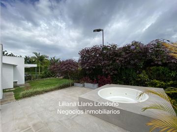 VENTA CASA CAMPESTRE UN SOLO NIVEL. EXCELENTE ESTADO