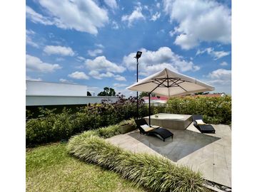 VENTA CASA CAMPESTRE UN SOLO NIVEL. EXCELENTE ESTADO