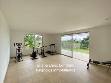 VENTA CASA CAMPESTRE UN SOLO NIVEL. EXCELENTE ESTADO