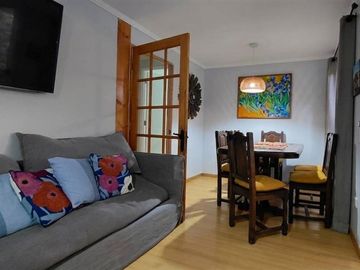Casa en venta de 4D 3B en exclusivo sector de Peñalolén