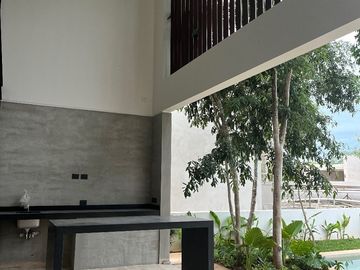 Hermosa Residencia en Privada Yucatan Country Club Merida, Yuc
