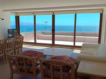 Departamento en arriendo de 5 dorm. en Reñaca