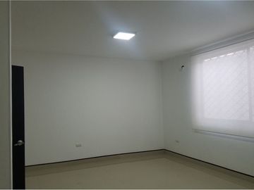 Consultorio médico de alquiler en Manta zona sur