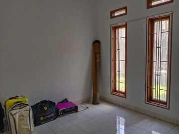 Di Sewakan Rumah Siap Huni 3 Kamar di Pasirkaliki Bandung