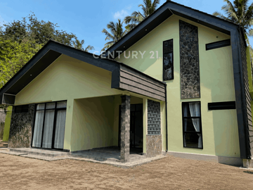 Rumah Luas Dan Asri Untuk Hunian Keluarga Di Pakem