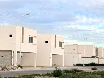 CASA RESIDENCIAL EN VENTA LOS OLIVOS, GÓMEZ PALACIO