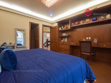 Casa en Venta Dentro de Coto Zapopan Lujo Zona Andares
