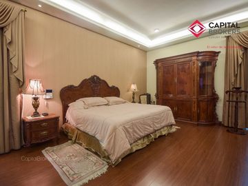 Casa en Venta Dentro de Coto Zapopan Lujo Zona Andares