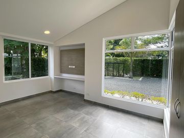 casa en venta en la morada. Cod V141312