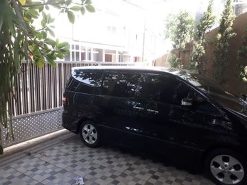 Rumah Gegerkalong Dekat Pondok Hijau, Parahyangan Rumah Villa Bandung