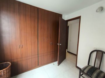 apartamento en venta en la hacienda. Cod V17480