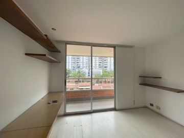 apartamento en venta en benedictinos. Cod V776062