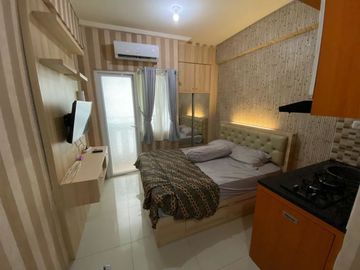 Apartemen green pramuka bulanan full furnish dan wifi ready